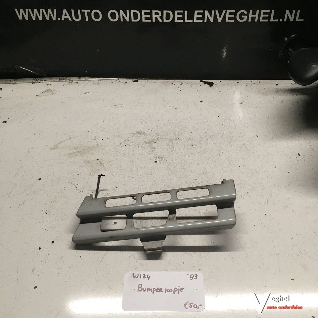 Mercedes W124  1993   Bumperkapje, -, Utilisé, -, -