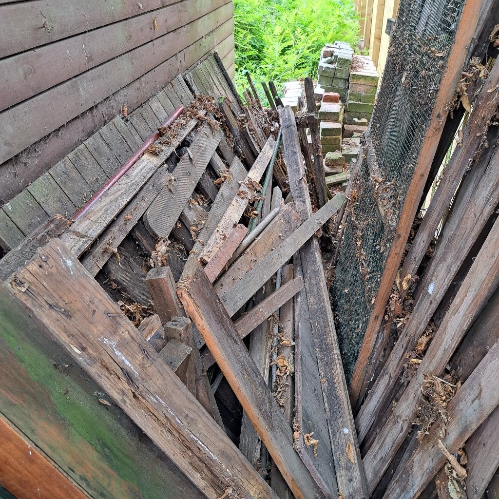 Gratis - hout, pvc buizen, latex vinyl, vogelhuisje, Ophalen, Gebruikt