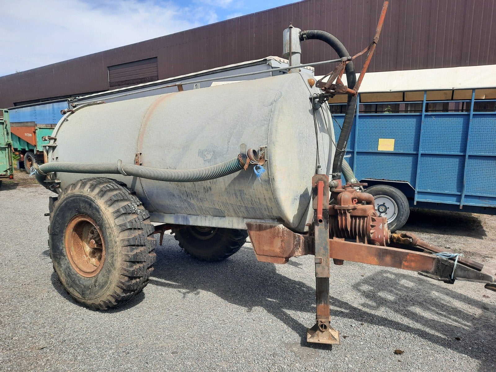 Tonneau a eau/ lisier, Bricolage & Construction