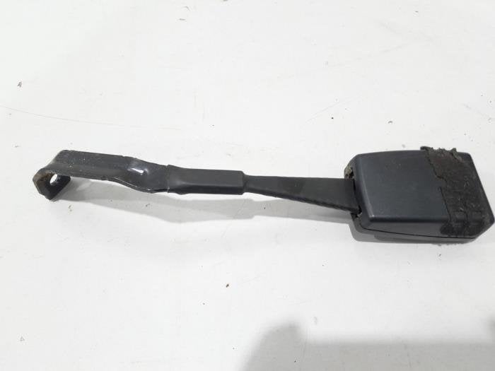 Insertion ceinture de sécurité avant droite d'un Audi TT, -, 3 mois de garantie, Utilisé, -