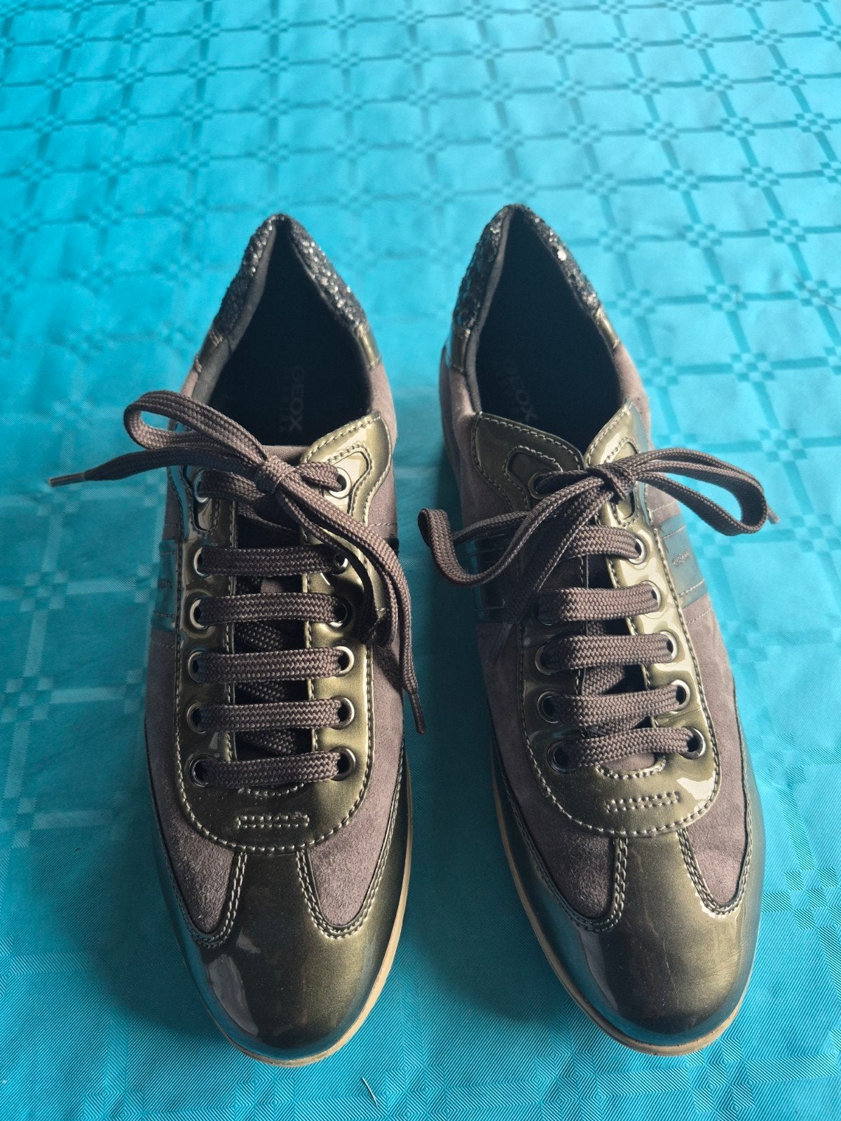 basket Geox, en très bon état, gris , p.41, Sports & Fitness, Basket, Enlèvement, Utilisé, Chaussures