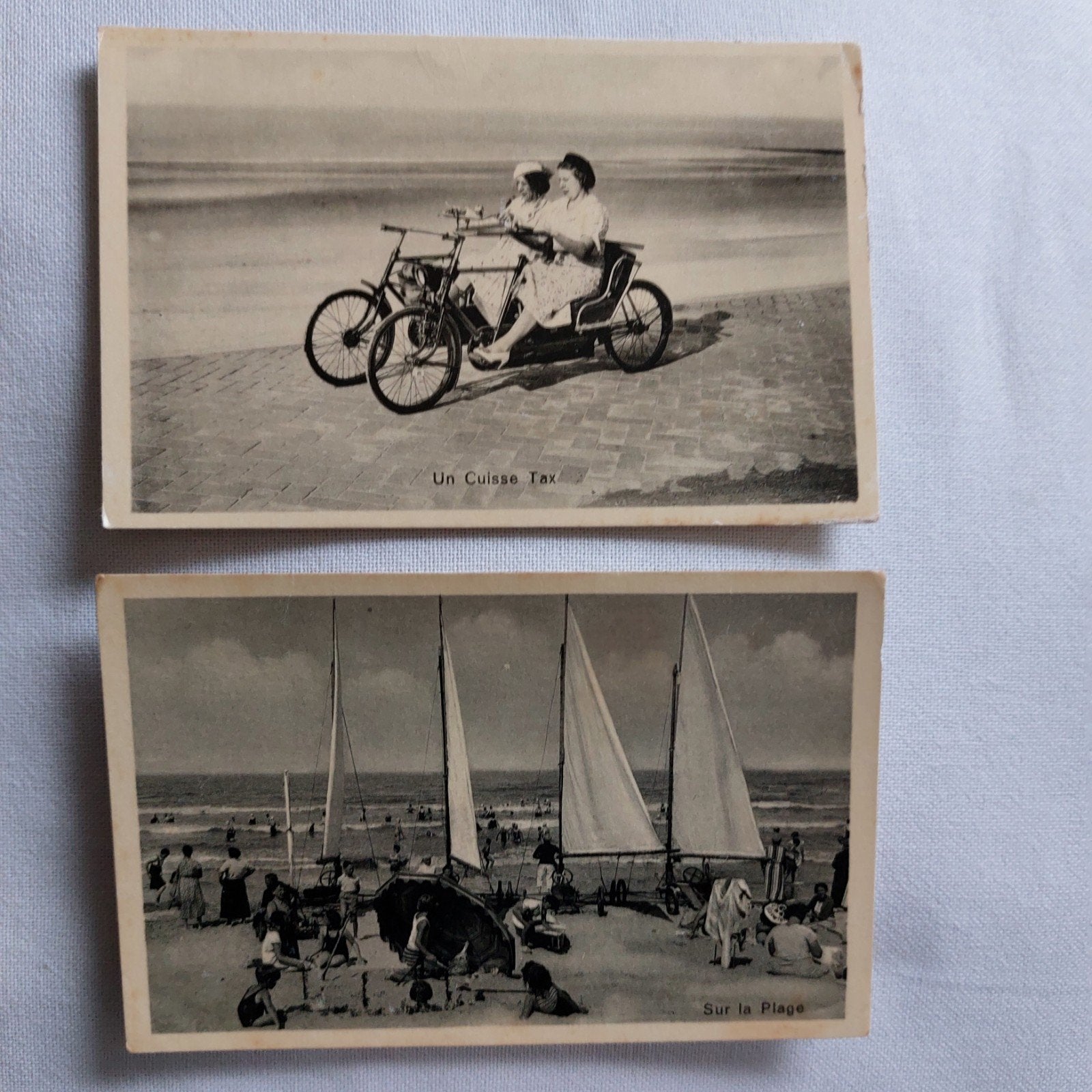 2 oude postkaarten : Aan zee, Ophalen of Verzenden