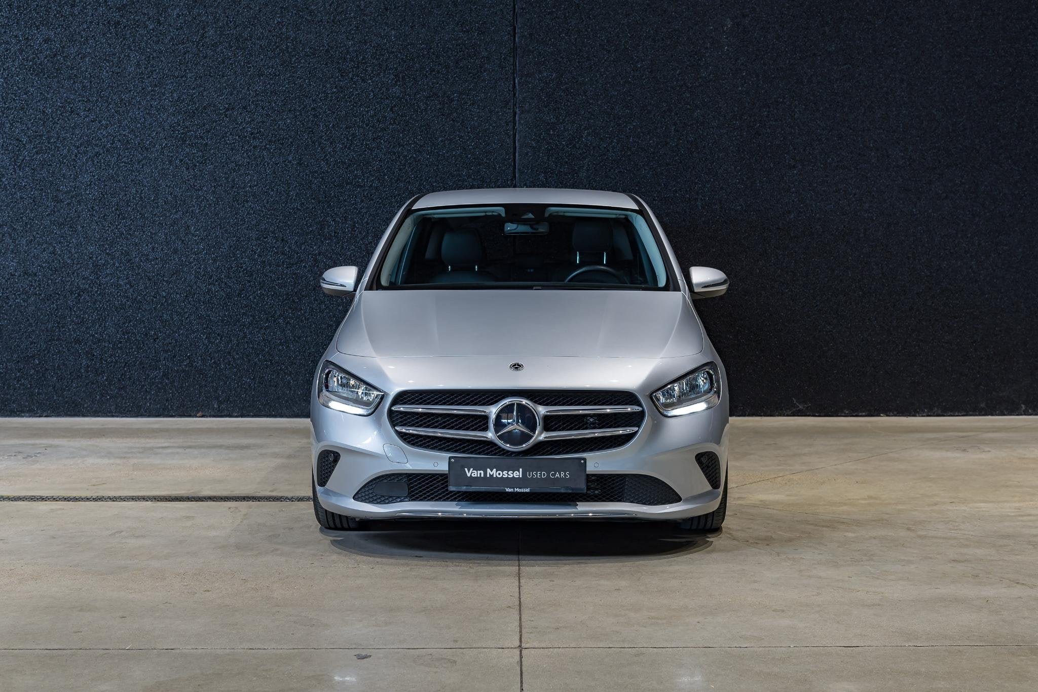 Mercedes-Benz B-Klasse B 180 Business Line NAVI | CAMERA | C, Auto's, Mercedes-Benz, Gebruikt, 4 cilinders, Bedrijf, 5 zetels