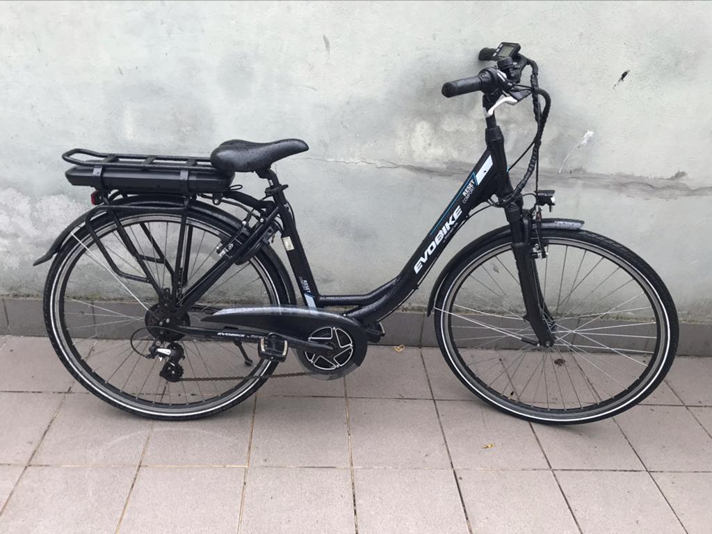 Elektrische damesfiets 28 inch, Fietsen en Brommers, Ophalen of Verzenden