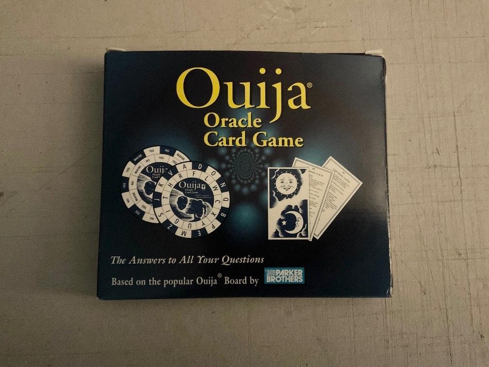 Ouija Oracle Card Game, Ophalen of Verzenden, Zo goed als nieuw, Parker Brothers