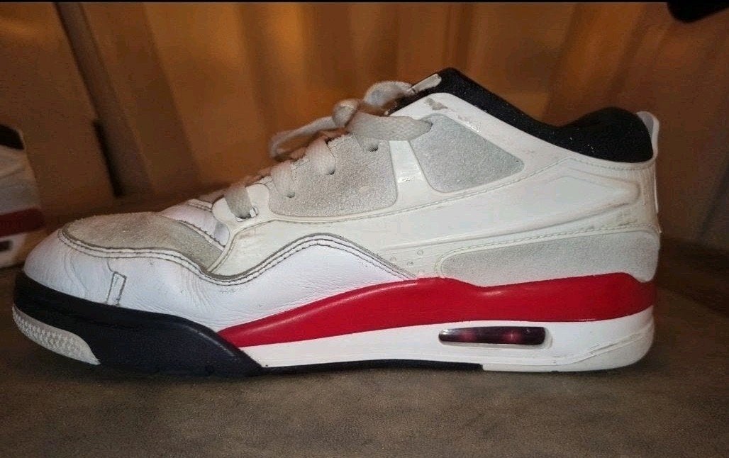 Nike Air Jordan / Nike Air – wit, rood en zwart, Ophalen, Zo goed als nieuw, Schoenen