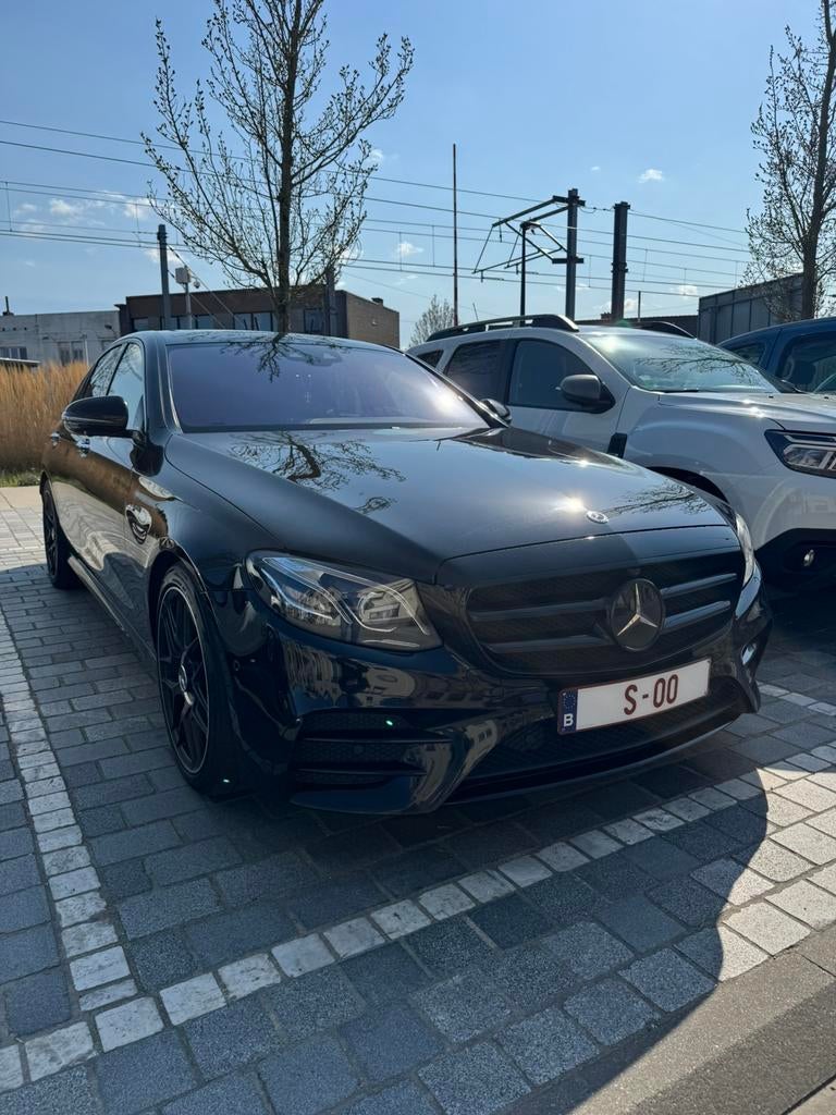 Mercedes-Benz E300d 9G-TRONIC AMG Line, Auto's, Mercedes-Benz, Automaat, Achterwielaandrijving, 4 cilinders, Leder en Stof