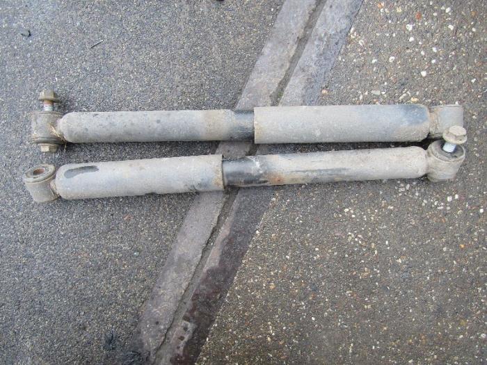 Kit amortisseur d'un Volkswagen Crafter, Volkswagen, -, 3 mois de garantie, Utilisé