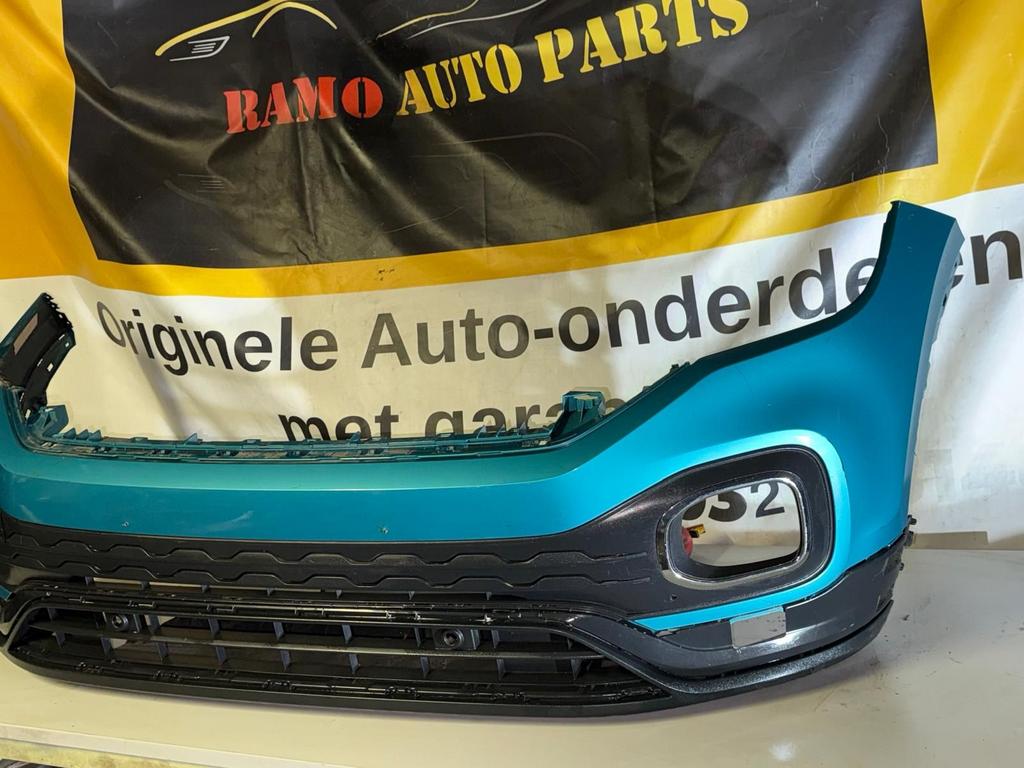VOORBUMPER VW T-CROSS 2GM ORIGINEEL 4XPDC 2GM807221A T-CROSS, Gebruikt, -, -, Ophalen of Verzenden