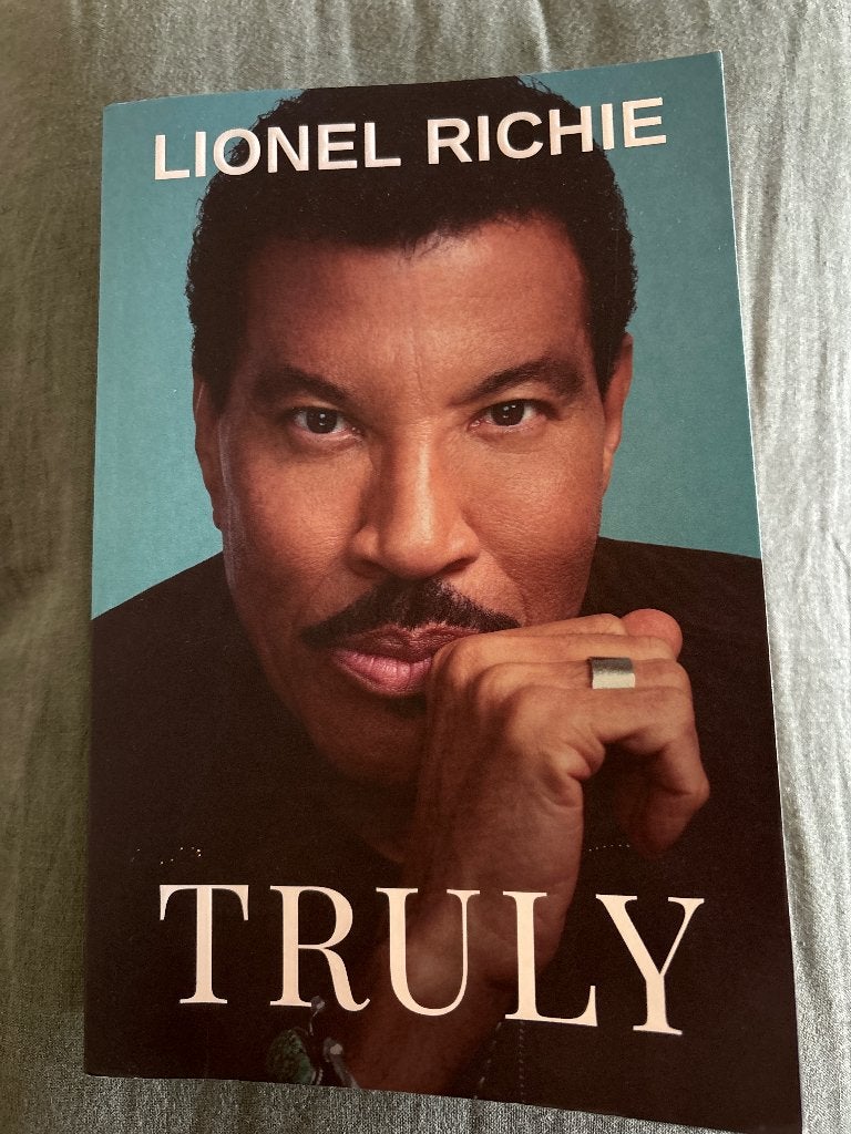Lionel Richie TRULY anglais, Livres, Musique, Enlèvement ou Envoi, Comme neuf, Artiste