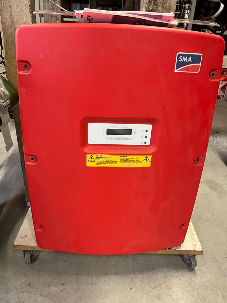 Sma omvormer sunny mini central smc 4600A, Doe-het-zelf en Bouw, Ophalen, Gebruikt