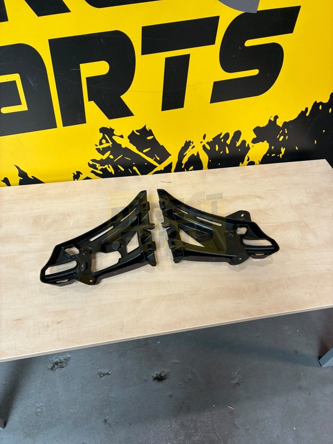 Peugeot 208 (11/19-) achterbumpersteunset Links+Rechts buite, Neuf, Arrière, -, -