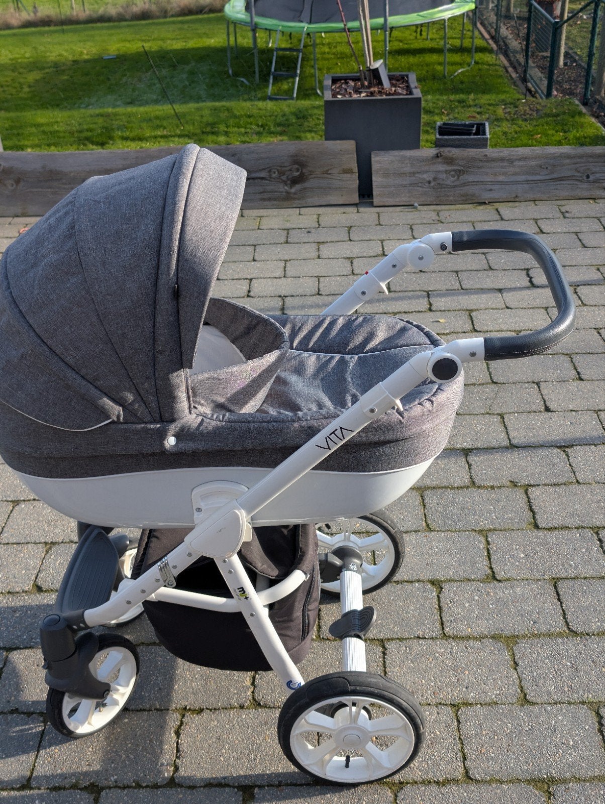 Poussette M'y Junior Vita excellent état, Enfants & Bébés, Autres marques, Pneus, Comme neuf, Enlèvement