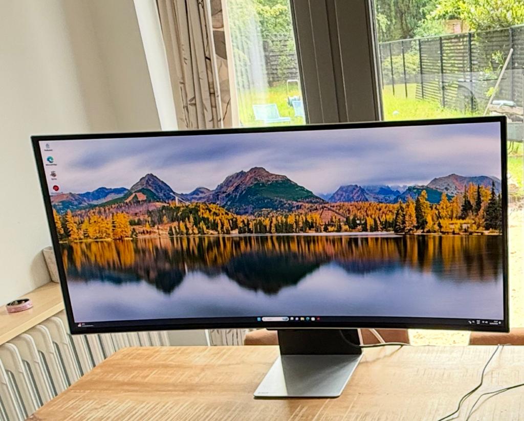 Samsung OLED monitor 34 inch 2k 175hz wifi en remote, Computers en Software, Monitoren, Zo goed als nieuw, Ophalen