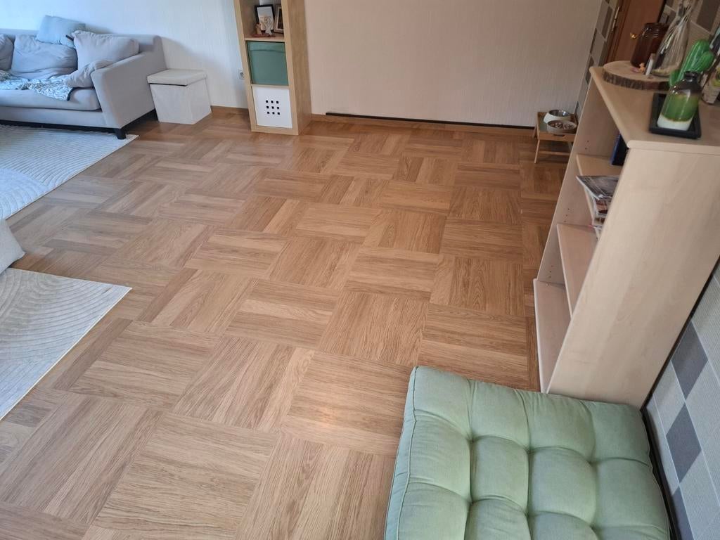 Laminaatvloer met houtprint, Huis en Inrichting, Stoffering | Vloerbedekking, Ophalen, Gebruikt, Bruin, 25 tot 50 m²