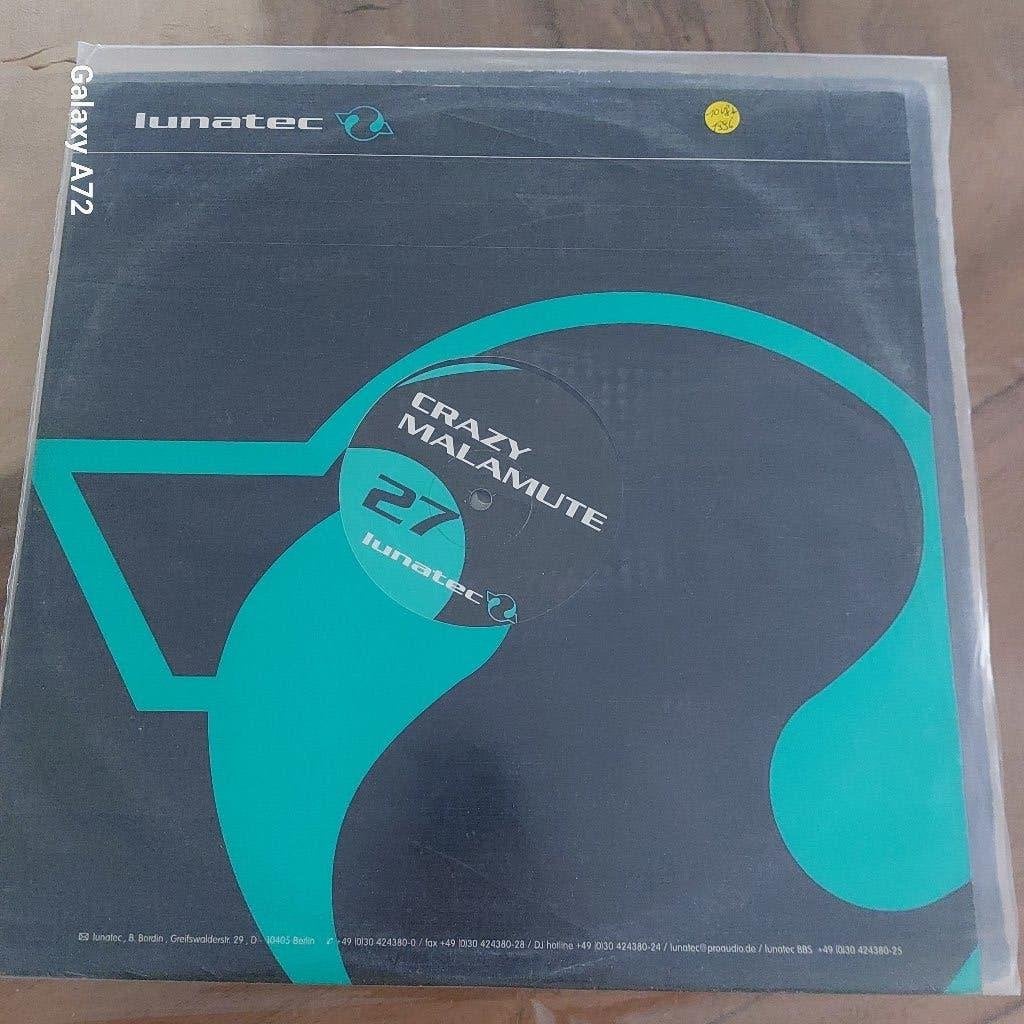 crazy malamute stratocaster 12 inch maxi, CD & DVD, Vinyles | Dance & House, 12 pouces, Trance, Enlèvement ou Envoi, Utilisé