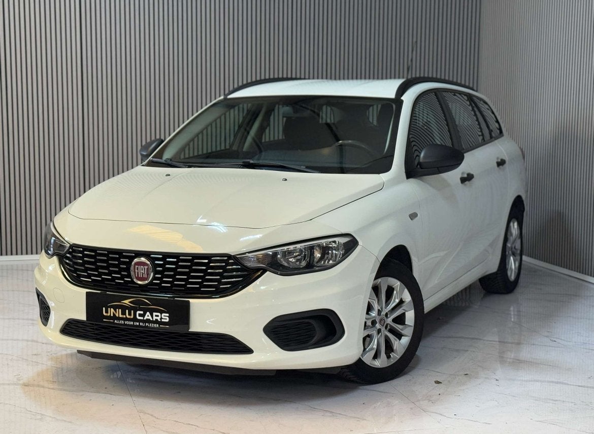 Fiat Tipo 2018, Autos, Achat, https://public.car-pass.be/vhr/64757409-896e-4f5b-b1db-613d90c0de76, Euro 6, 5 portes