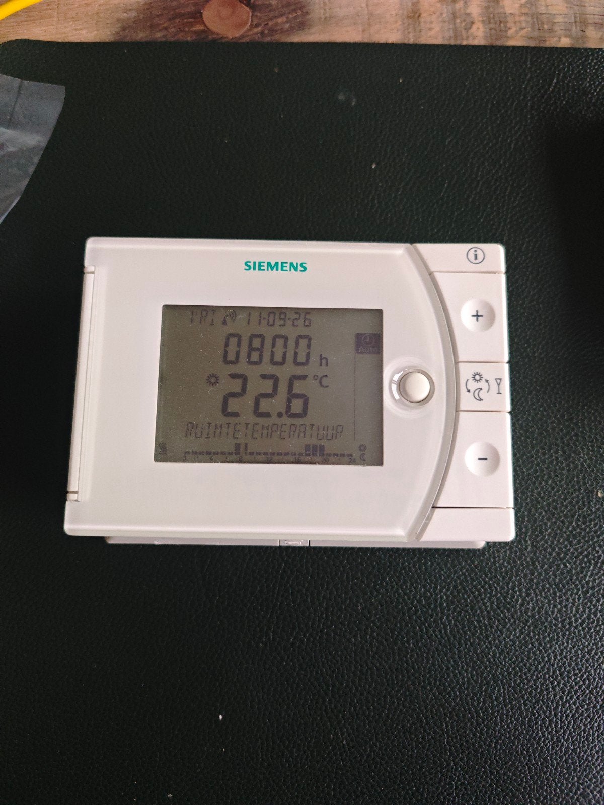 Siemens kamerthermostaat, als nieuw, Bricolage & Construction, Enlèvement ou Envoi, Thermostat intelligent, Comme neuf