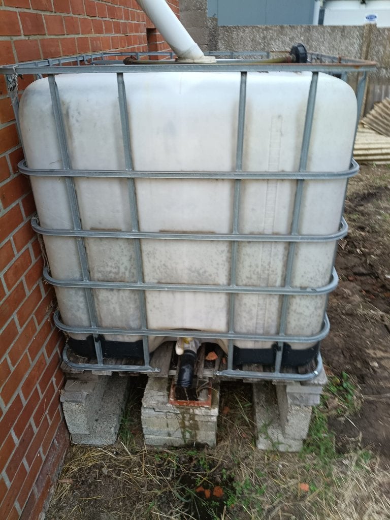 waterton +/- 1000l., Tuin en Terras, Ophalen, Kunststof, Gebruikt, Met kraantje