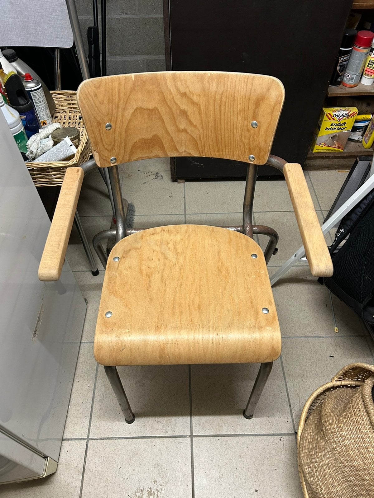 Anciennes chaises ecole, Maison & Meubles, Chaises, Enlèvement, Fauteuil ecole, Brun, Cinq, Six Chaises ou plus