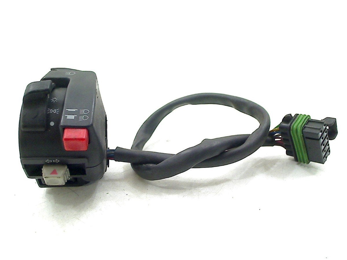 COMMUTATEUR GAUCHE Ducati Monster 600 1994-2001 (M600), Dhr. S. di Majo, Utilisé, Info@cama-motorparts.nl, P.J. Troelstraweg 8 8
3144 CX  MAASSLUIS, NL