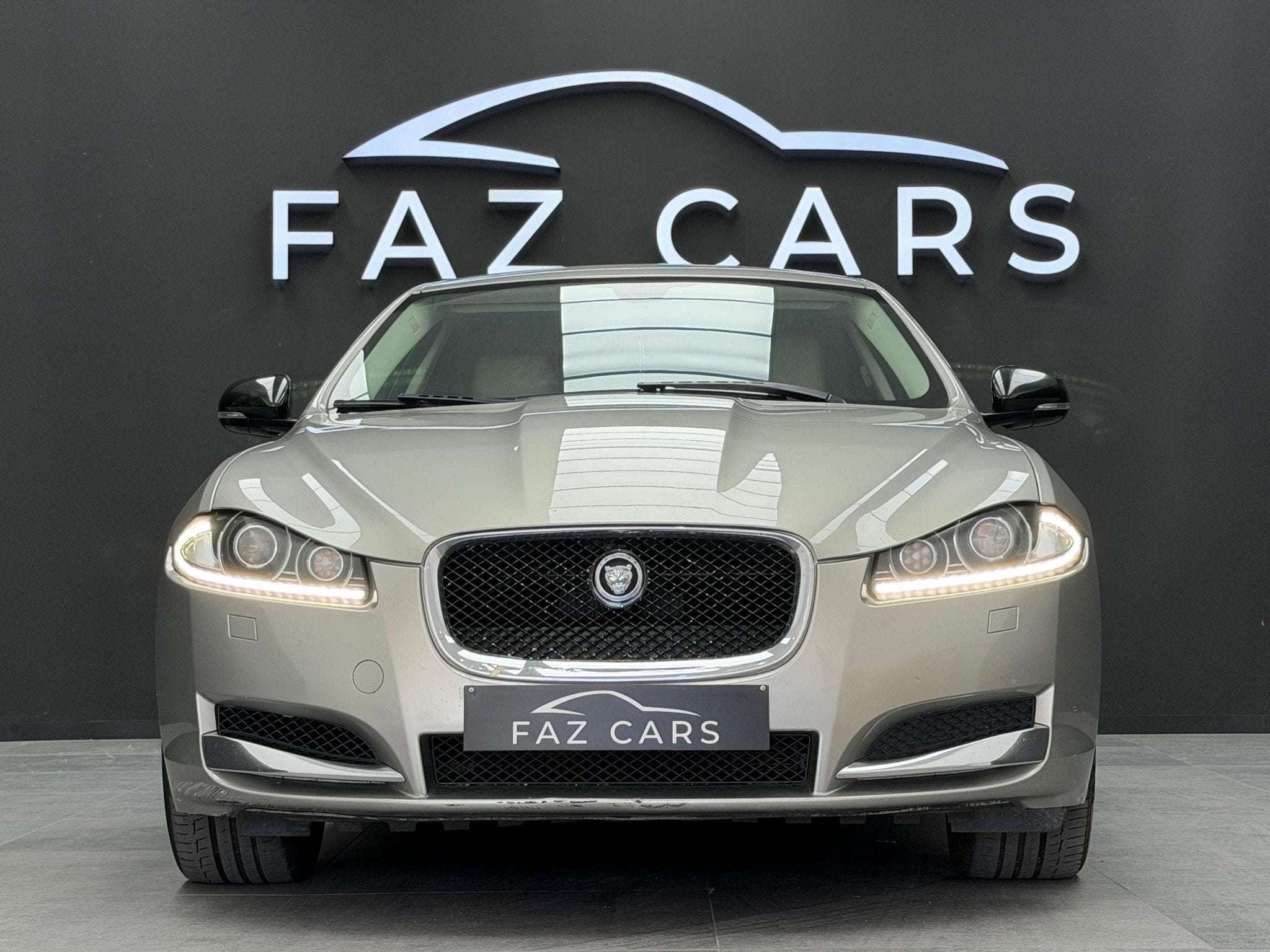 Jaguar XF 2.2 D * XENON + CUIR + GPS + CAMERA *, Cuir, Achat, Entreprise, XF