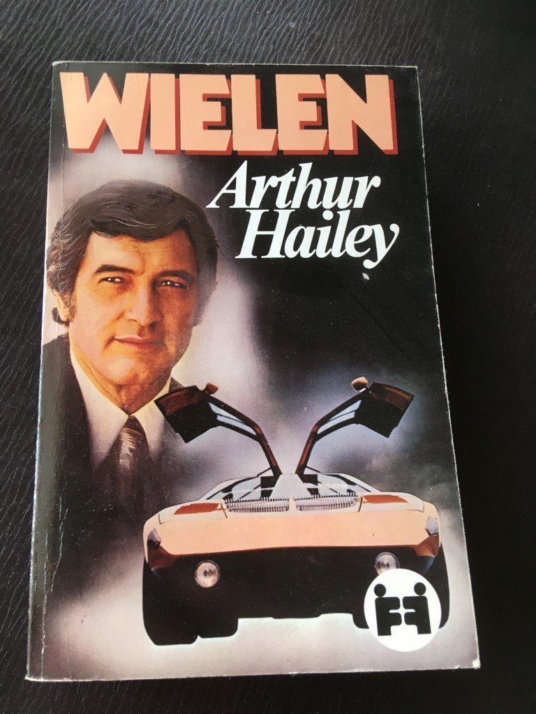 Arthur Hailey - Wielen, Ophalen of Verzenden