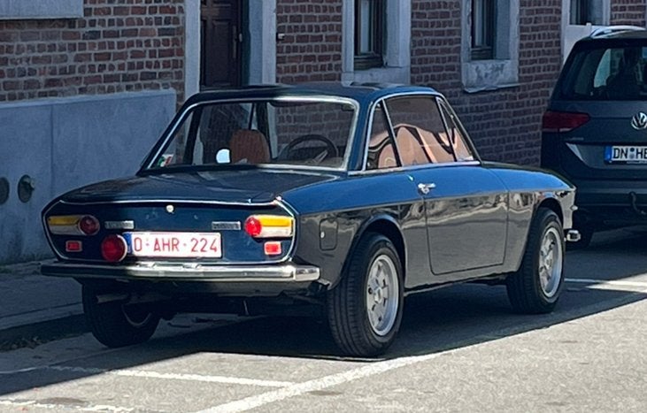 Lancia Fulvia 1.3s 90cv - certificat héritage, Auto's, Overige modellen, 4 cilinders, Blauw, Leder