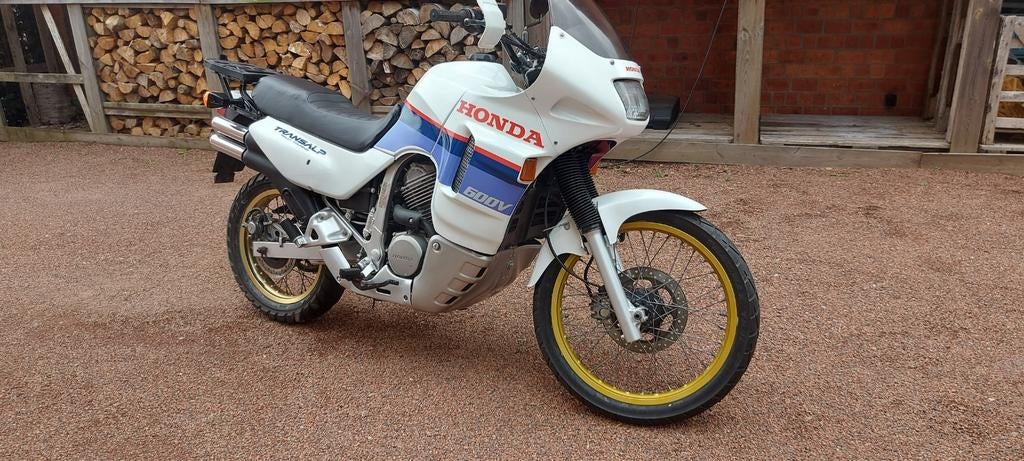 Honda transalp xl600, Particulier