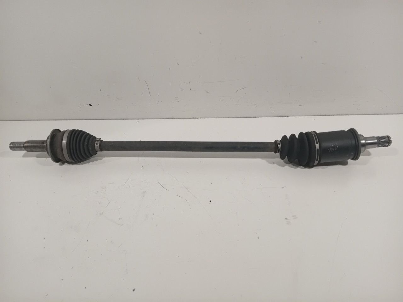 Aandrijfas links achter Lexus RX, Auto-onderdelen, Onderdelen@venauto.nl, Van der Ven Autorecycling B.V., Gebruikt, Ettenseweg 76, 4706 PB Roosendaal, The Netherlands