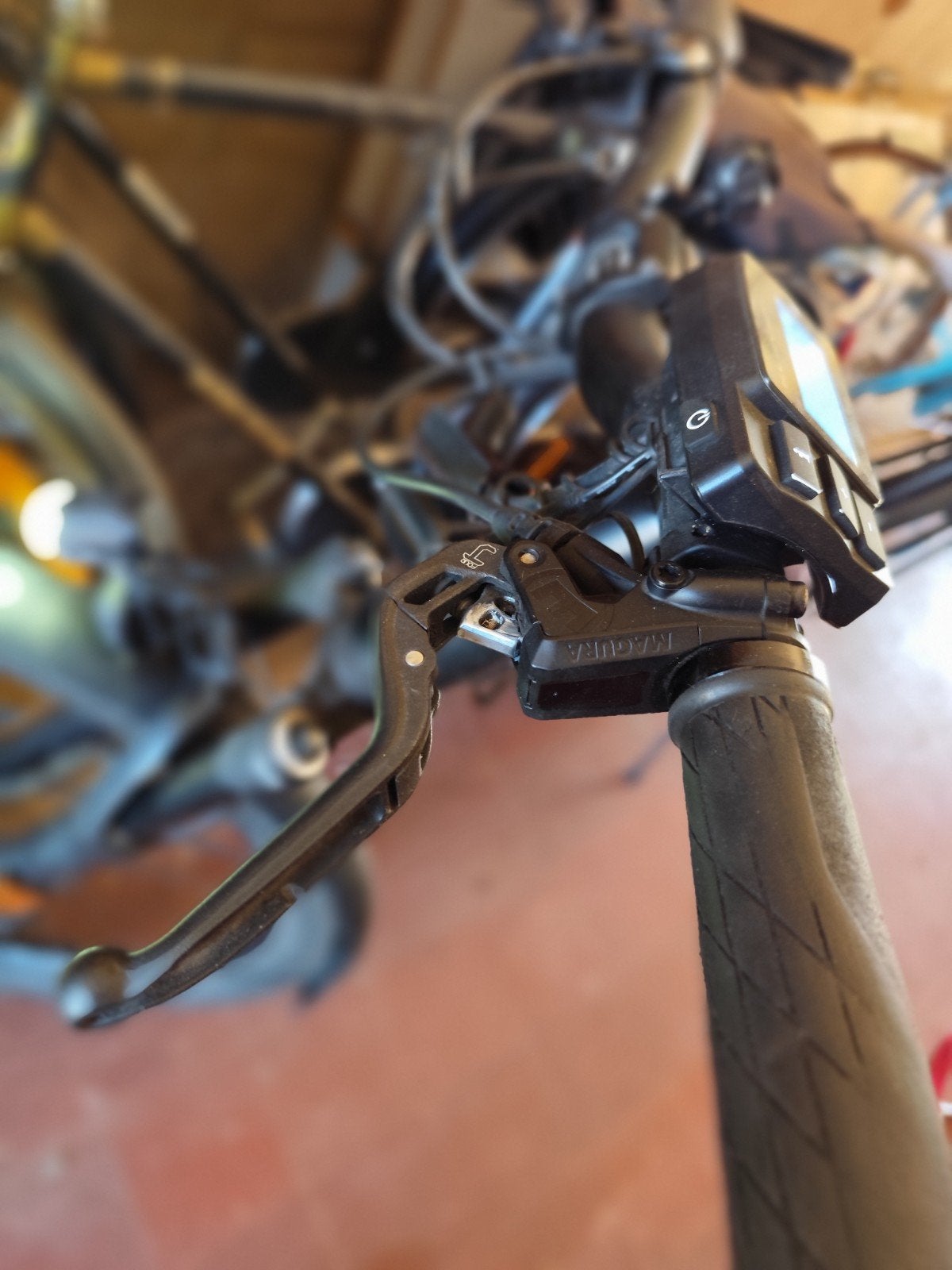 Klever X beschadigd, Fietsen en Brommers, Ophalen