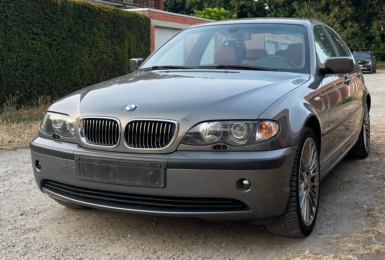 BMW 318i Exclusive Edition-E46, SPECIALE EDITION INTERIOR, Cuir, Argent ou Gris, Achat, 5 portes
