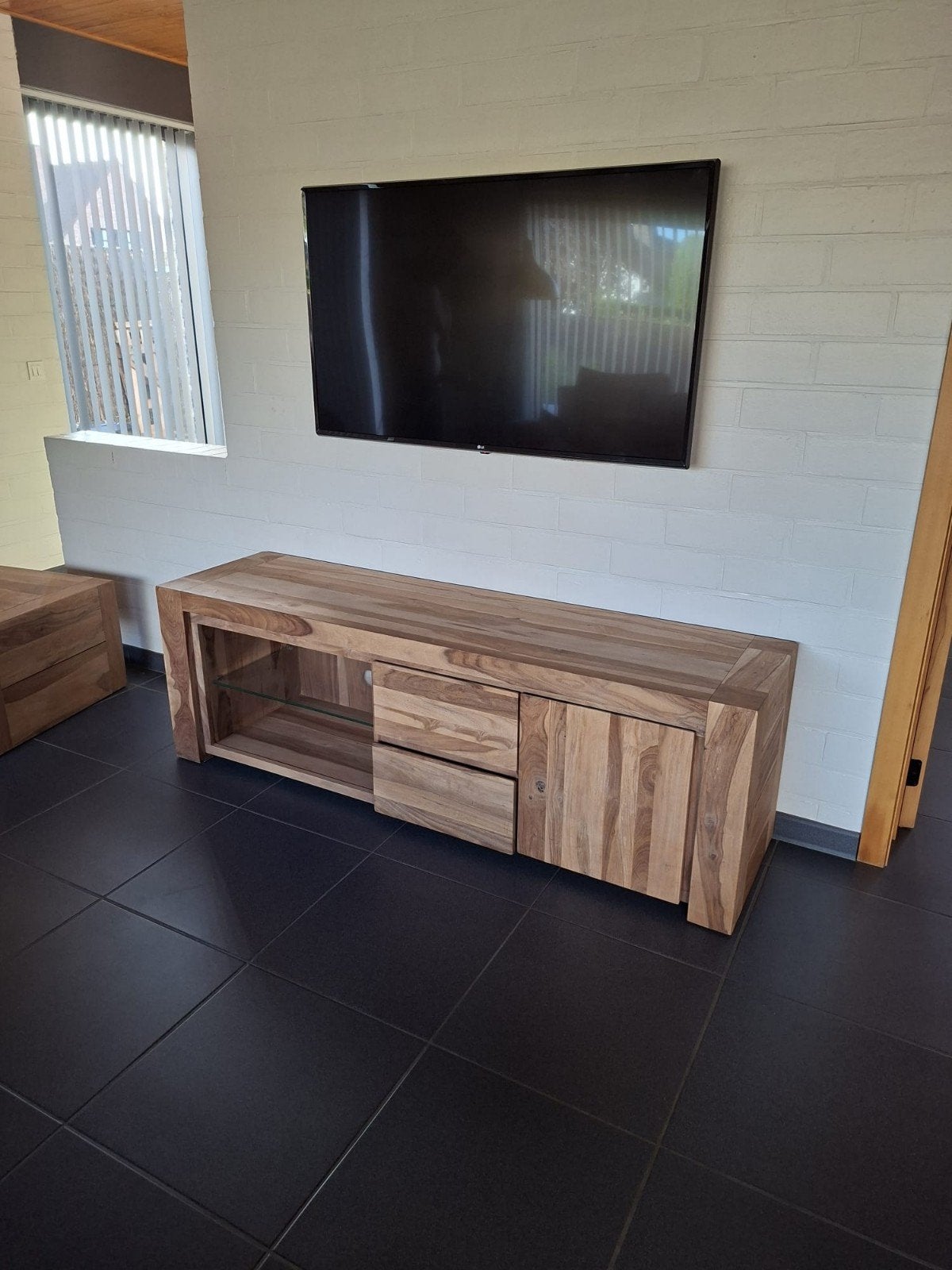 tv-meubel + bijzettafel, Ophalen