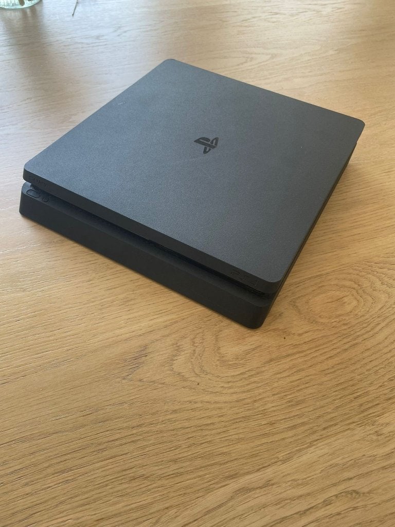 Playstation 4 Slim te koop., Ophalen of Verzenden, Zo goed als nieuw, 1 TB, Met 1 controller