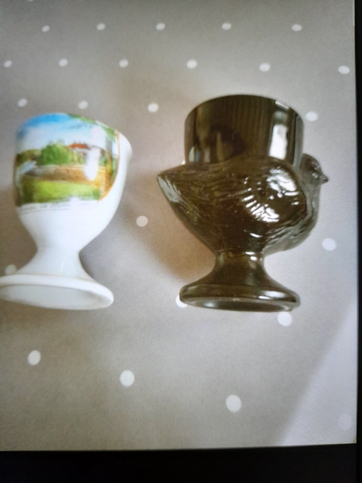 Coquetier Poule noire/Coquetier souvenir de Hanovre, Verzamelen, Overige Verzamelen, Ophalen of Verzenden, Zo goed als nieuw
