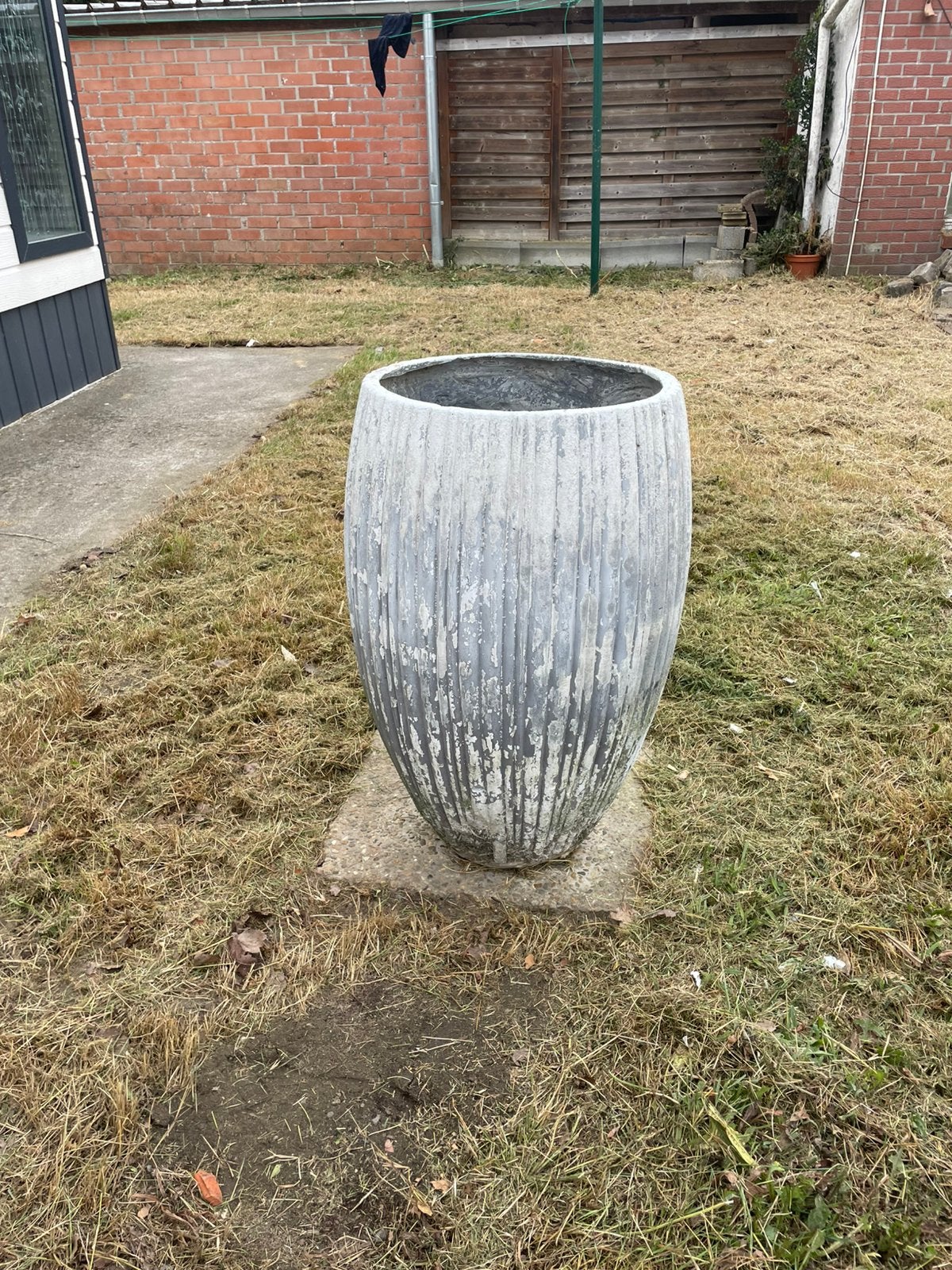 Stenen bloembak, Tuin en Terras, Bloempotten, Ophalen, Gebruikt, Rond, 70 cm of meer