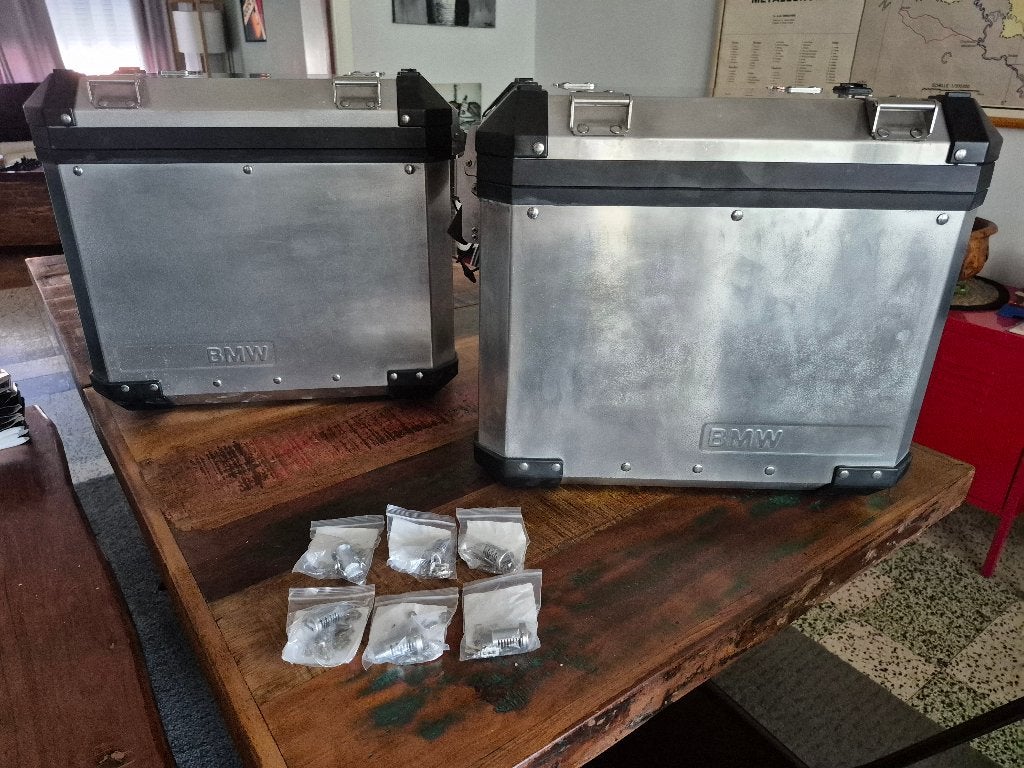 Valises aluminium BMW / Touratech F800GS + 6 serrures neuves, Motoren, Accessoires | Koffers en Tassen, Ophalen, Gebruikt