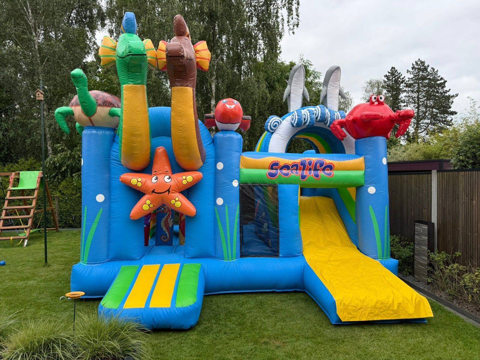 Sea life multiplay springkasteel te huur, Enlèvement, Comme neuf