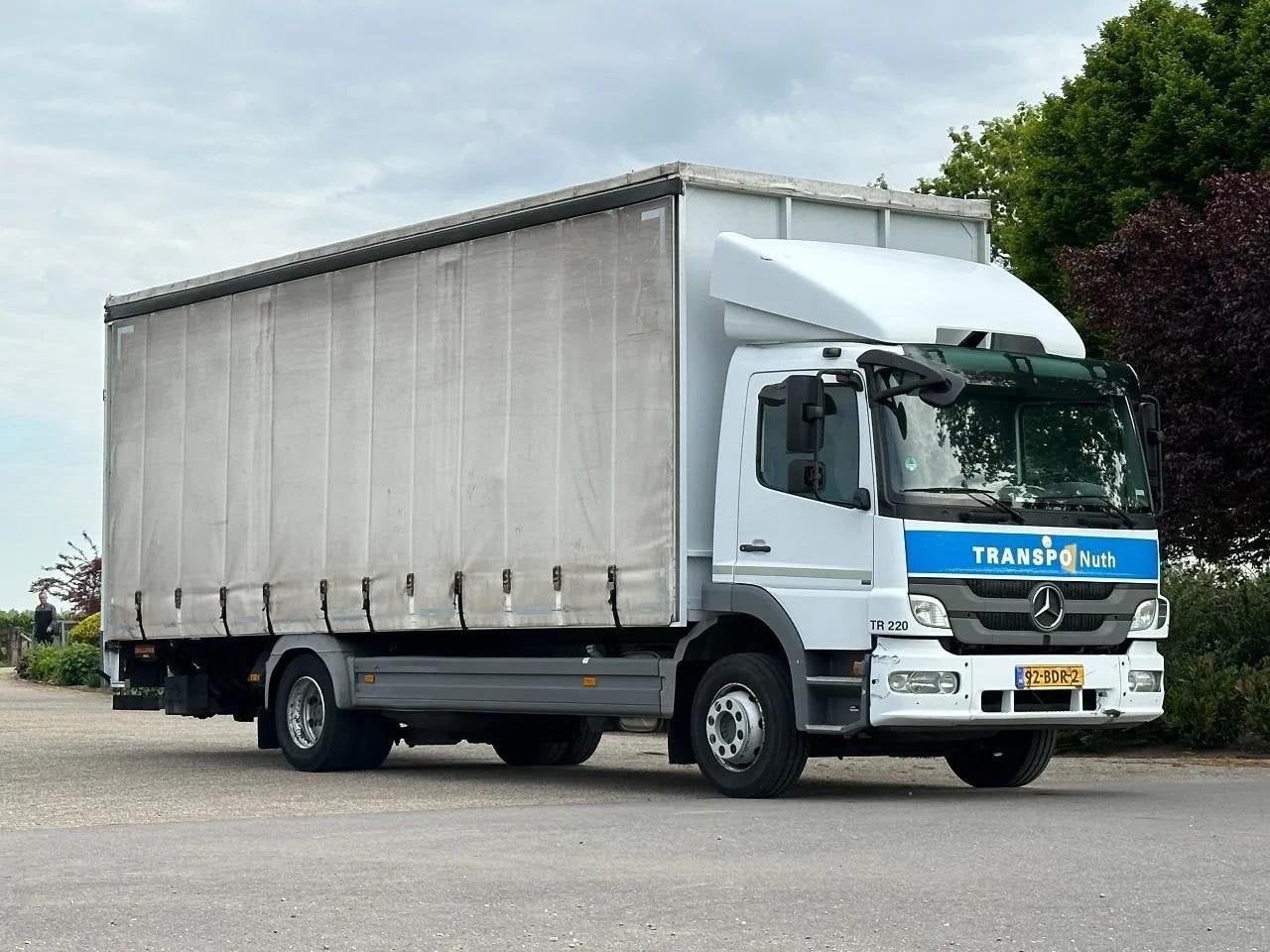 Mercedes-Benz Atego 1218 bakwagen met laadklep 2000kg! DK106, 177 ch, Euro 5, Achat, Entreprise