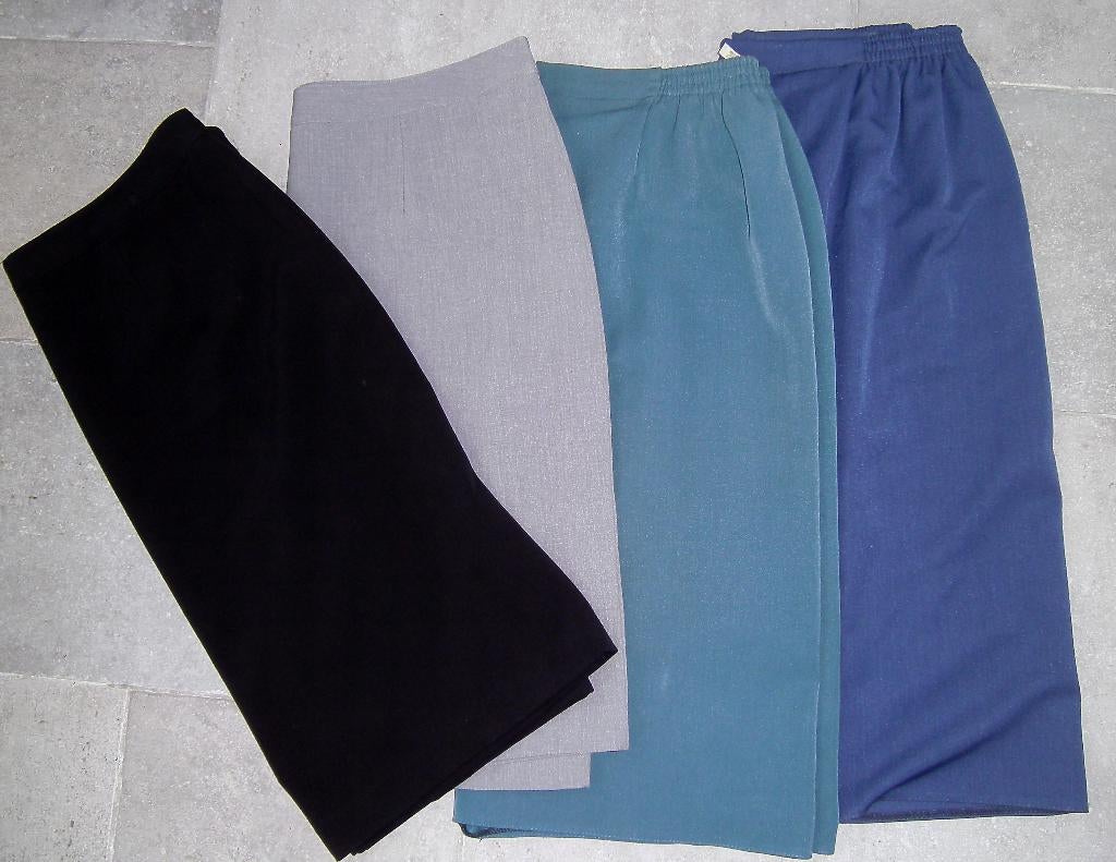 Au Choix  Très belles Jupes   Taille :48, Taille 46/48 (XL) ou plus grande, Enlèvement, Damart, Longueur genou