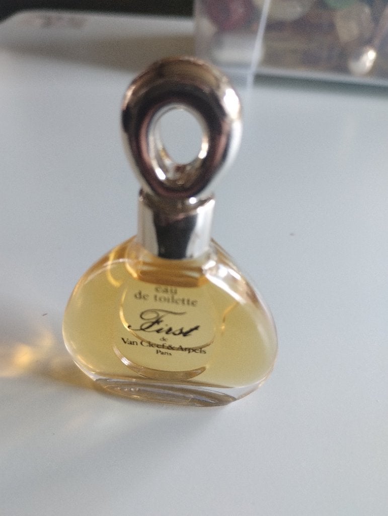 Mini parfumflesje, Ophalen of Verzenden, Gebruikt, Miniatuur, Gevuld