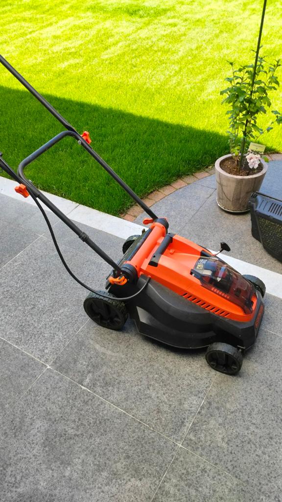Draadloze grasmaaier Black and Decker, Enlèvement