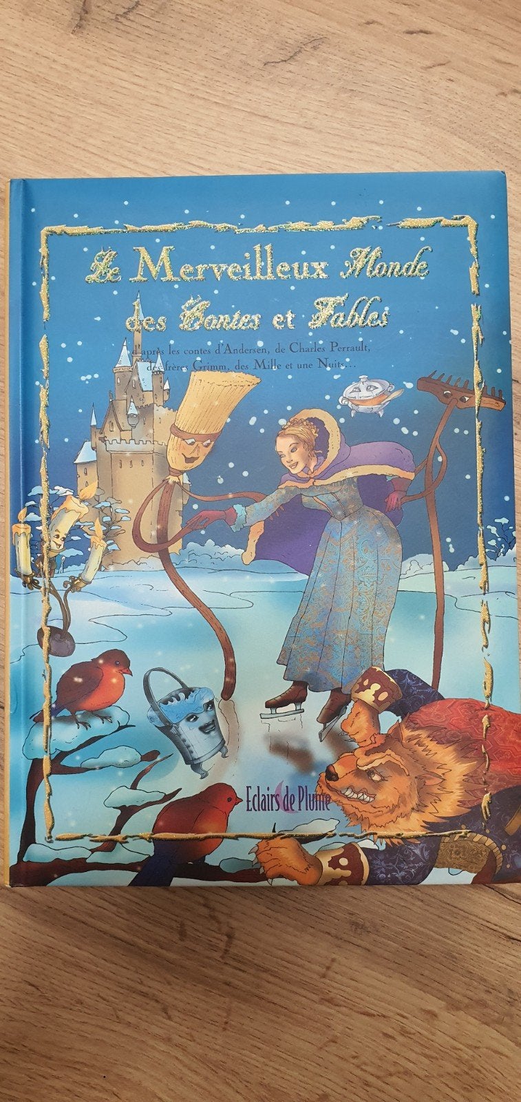 Le Merveilleux Monde des Contes et Fables, Livres, Contes & Fables, Enlèvement, Comme neuf