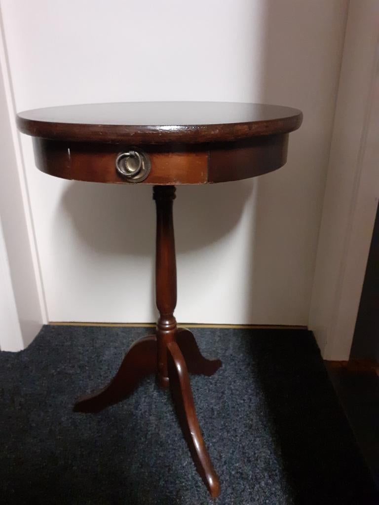Tafel, Enlèvement