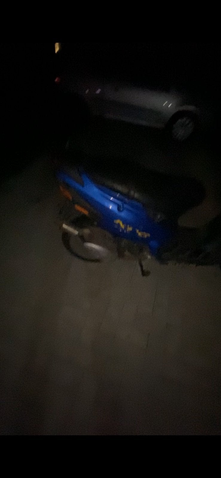 Piaggo nrg 1996, Fietsen en Brommers, Ophalen, Tweetakt, Gebruikt, 70 cc