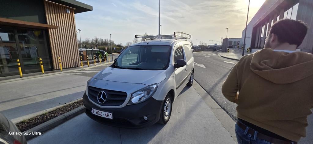 Mercedes citan 2016 diesel 
Boîte manuale 
185km
Bonne état, Autos, Mercedes-Benz, Particulier, Achat