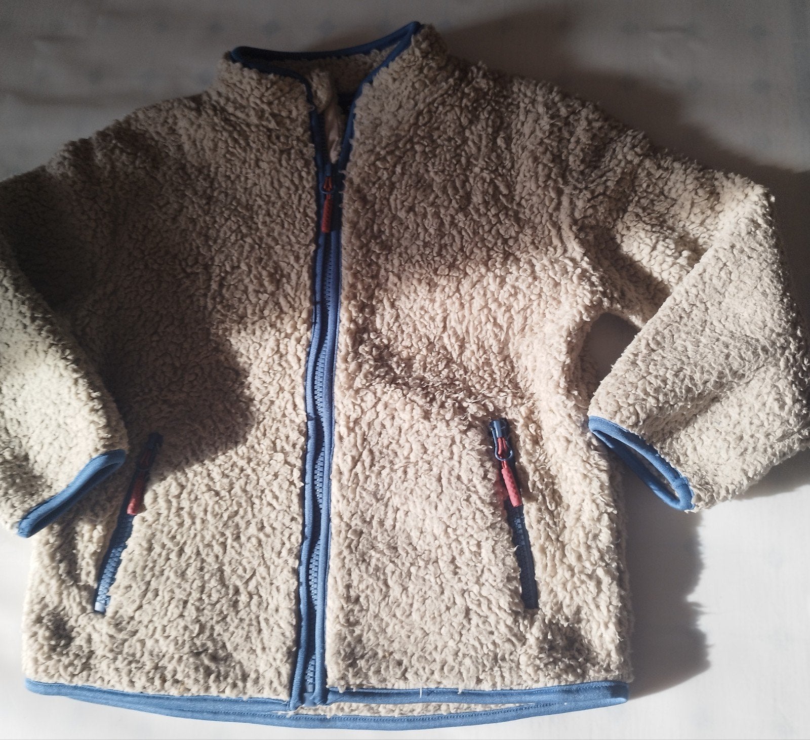 Veste polaire sherpa taille 5/6ans, Enlèvement