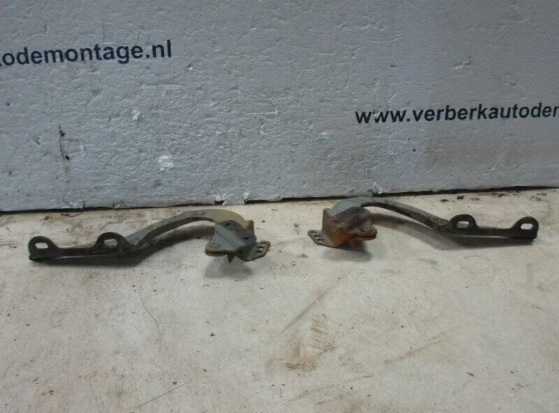 ACHTERKLEPSCHARNIER set Ford Taunus (01-1970/02-1976), Auto-onderdelen, Gebruikt, Ophalen of Verzenden, Henry-Ford-Straße 1 50735 Köln, DE