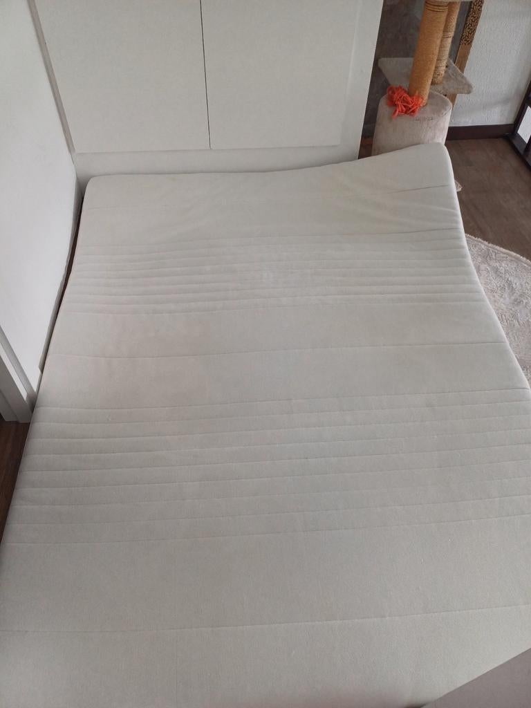 Surmatelas et surmatelas Ikea Tussöy, Enlèvement, Matelas