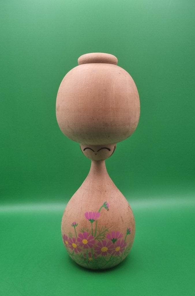 Kokeshi élégant d'Okura Koninobu, Antiquités & Art, Enlèvement ou Envoi, Japon, Bois, Peint